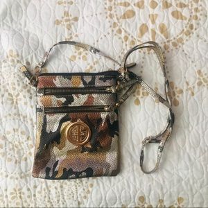 camo crossbody